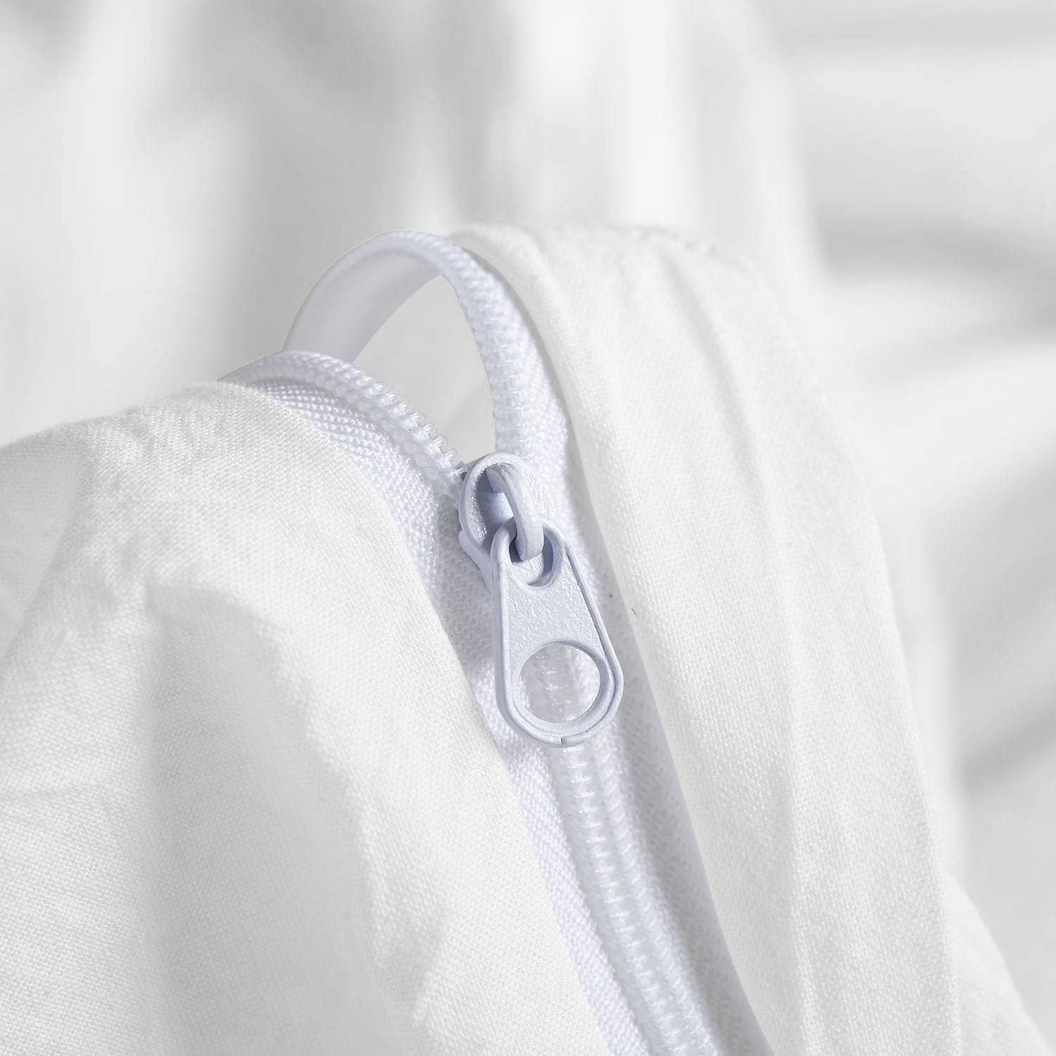 White Queen 4 Piece Microfiber Bed Sheet Set A161