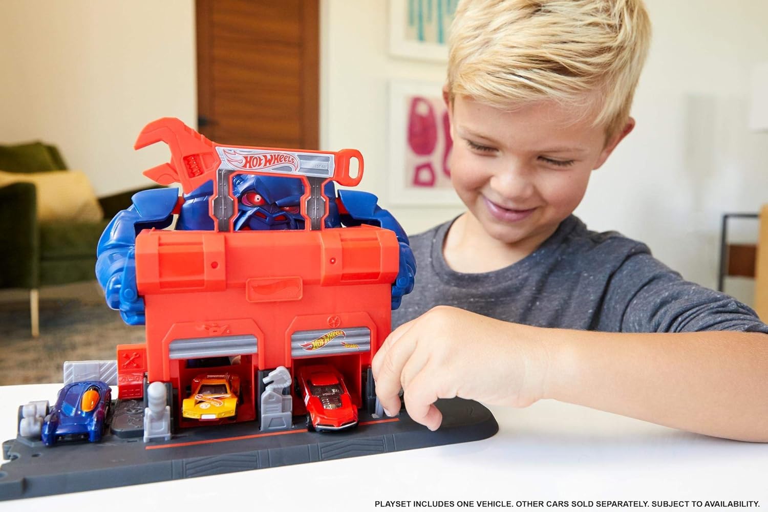 Gorilla Rage Garage Attack Playset S1542