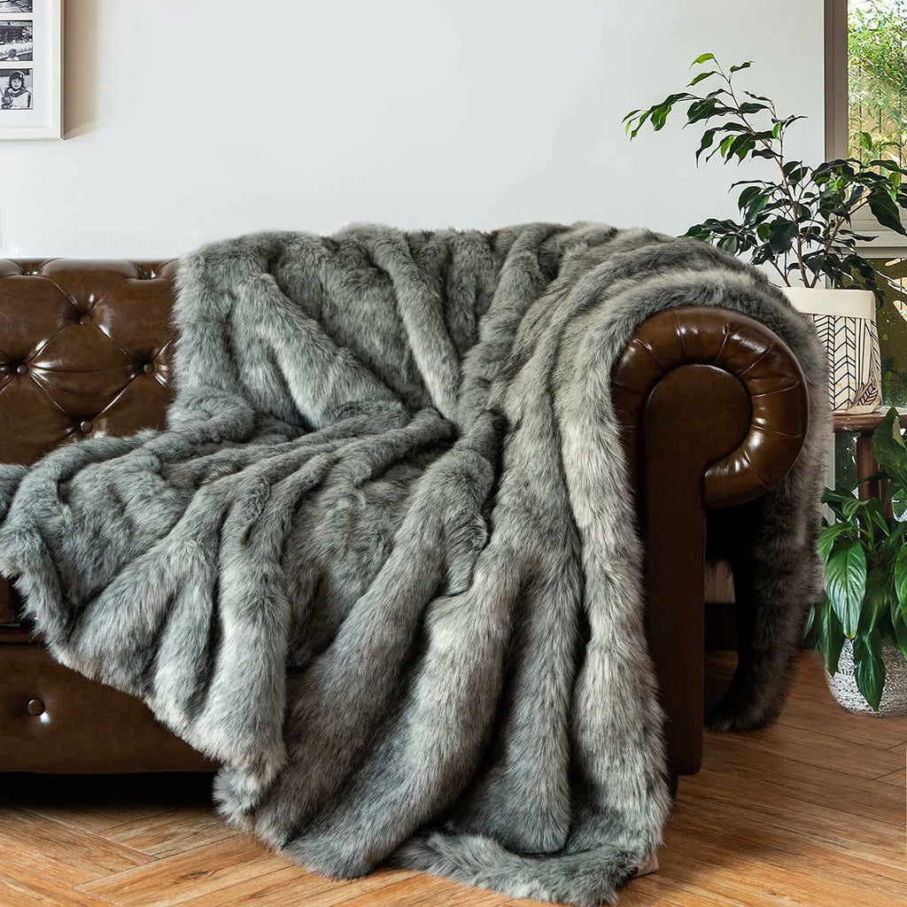 Grey 60"x80" Faux Fur Throw Blanket I1293
