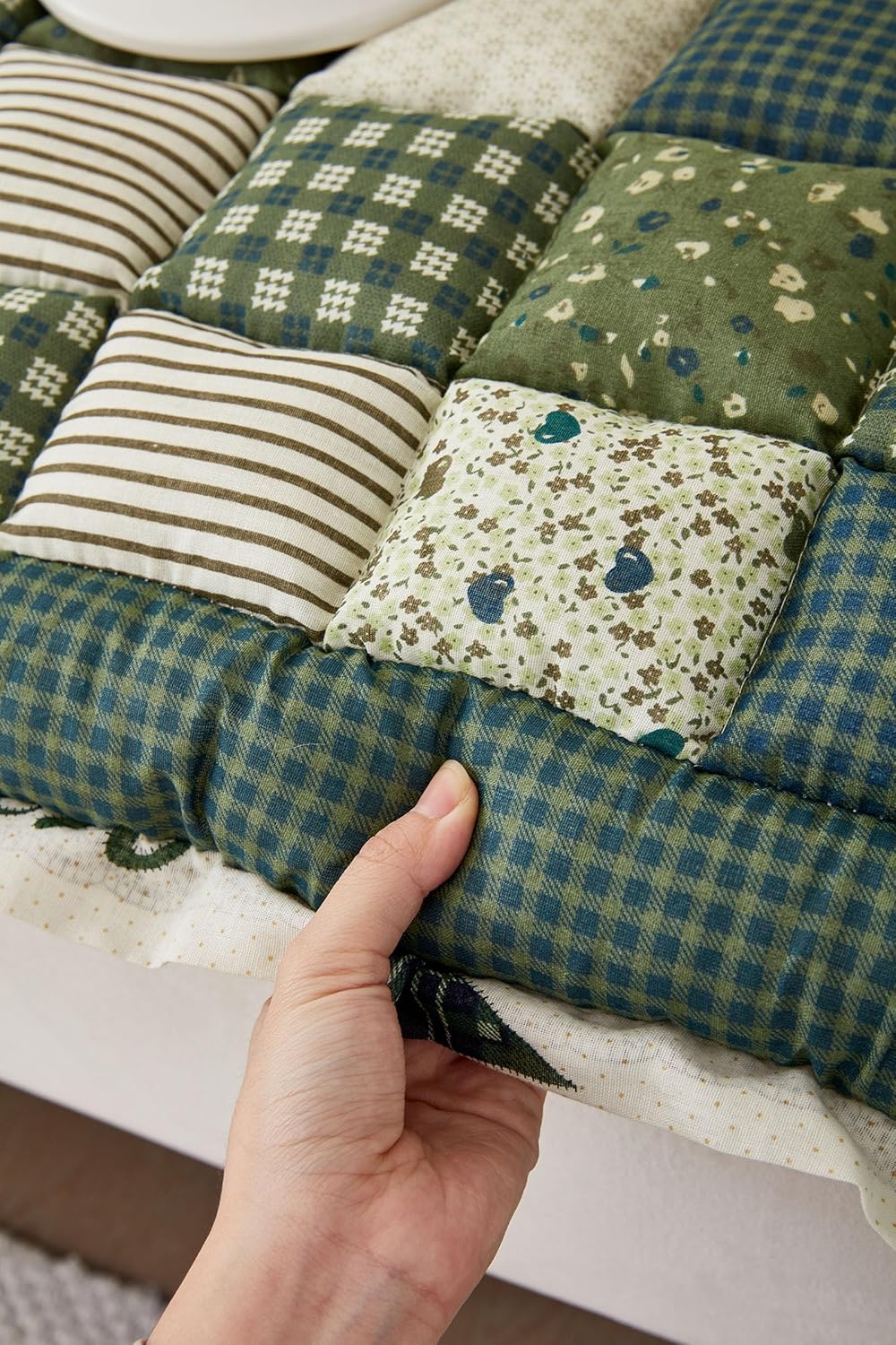Green 28"x59" Cotton Quilted Sofa Cover J9515
