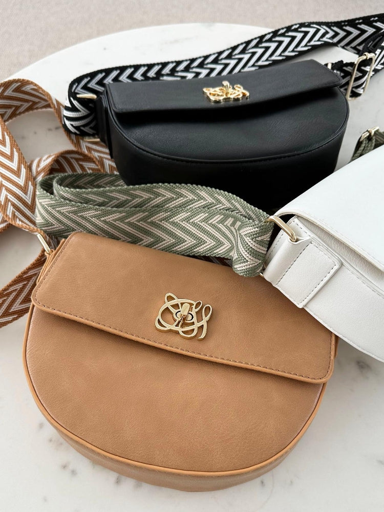 Half Moon Shoulder Bag Z6562