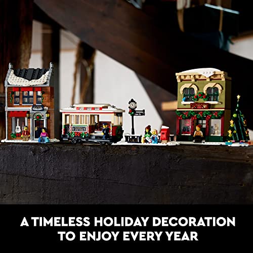 Holiday Main Street Building Set with 6 Minifigures L281