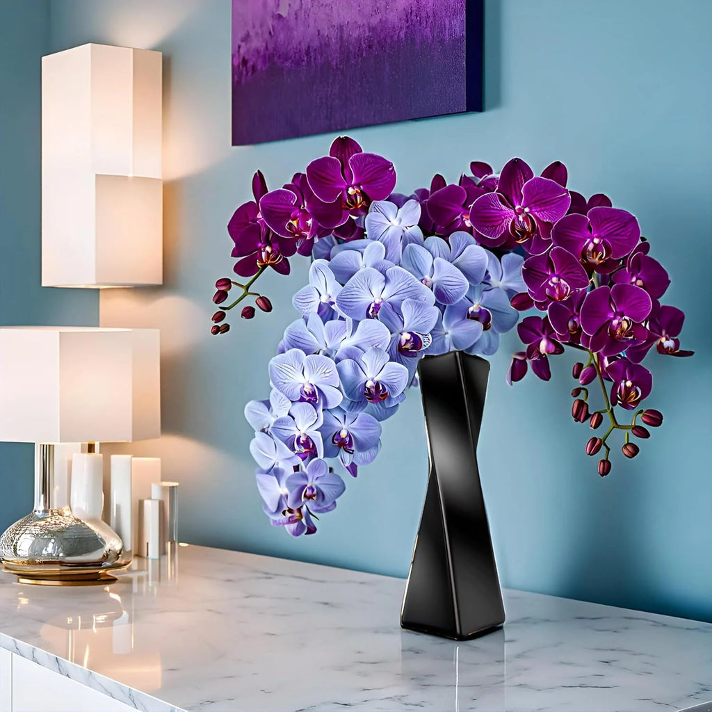 Black Ceramic Vase O972058