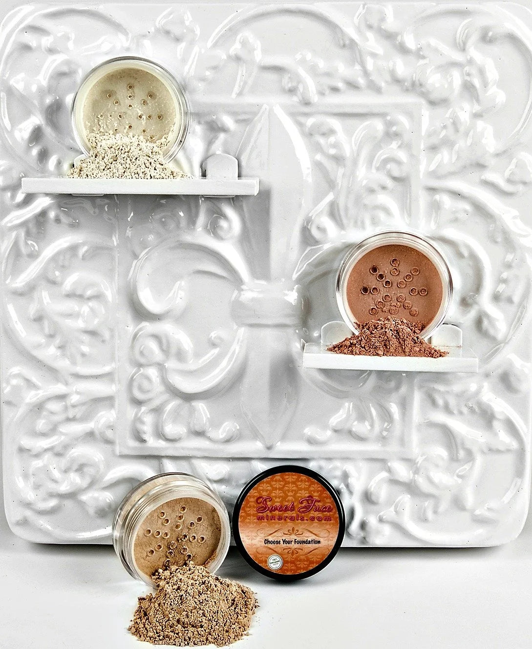 3 pc Light Tan Mineral Makeup Set Y424