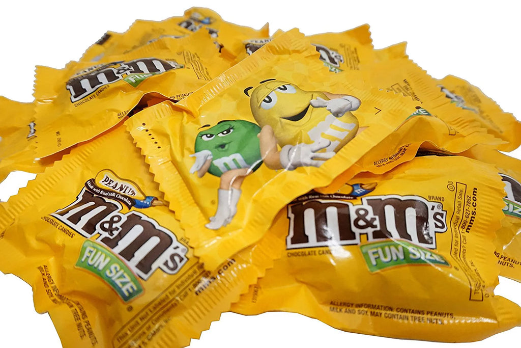 M&M's Peanut Chocolate Candy Fun Size Snacks, 5 LBs Bundle K768