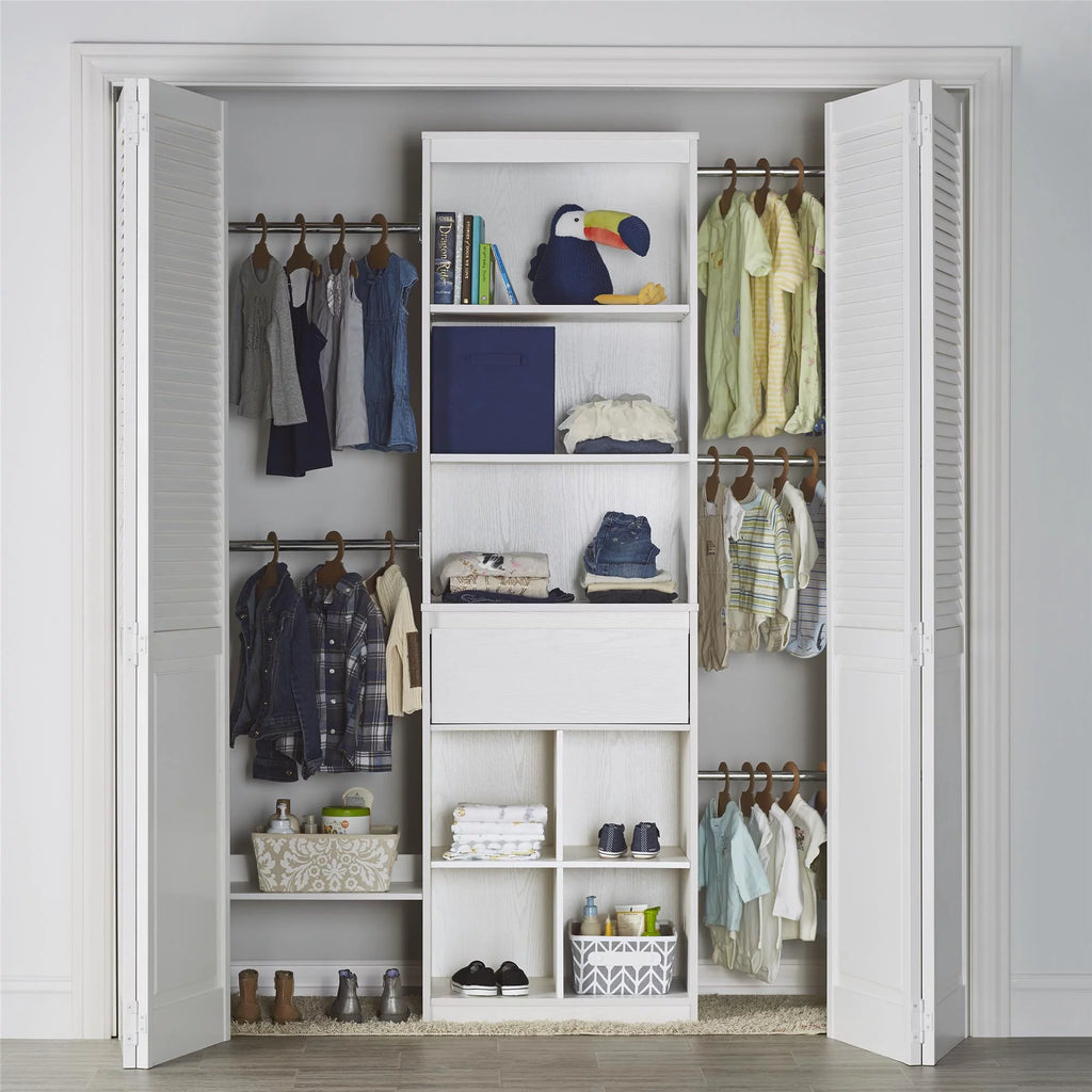White Closet P624