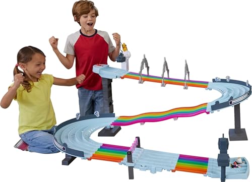 8-Foot Track Set with Lights & Sounds & 2 1:64 Scale Vehicles U34500