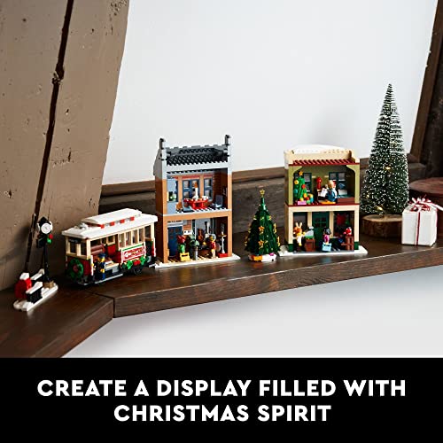Holiday Main Street Building Set with 6 Minifigures L281