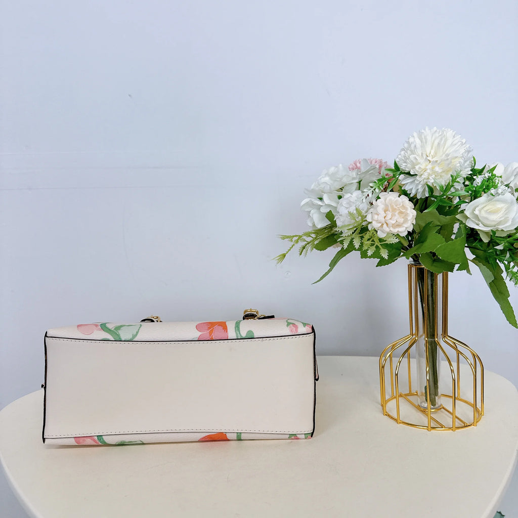 Chalk Multi Floral Print Tote I114468