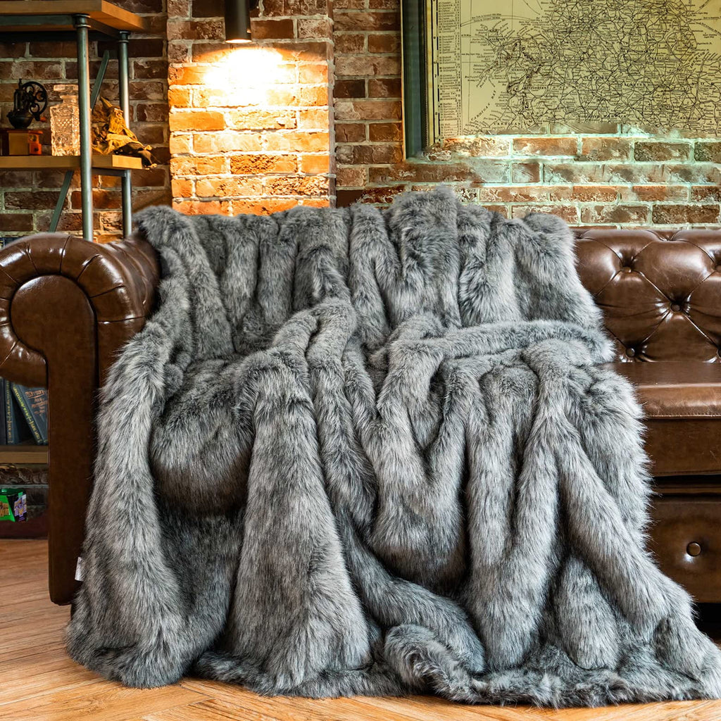 Grey 60"x80" Faux Fur Throw Blanket I1293